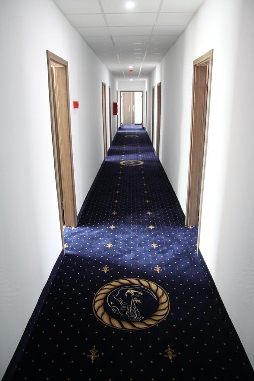 Hotel Bella Marina 茹里洛夫卡 外观 照片