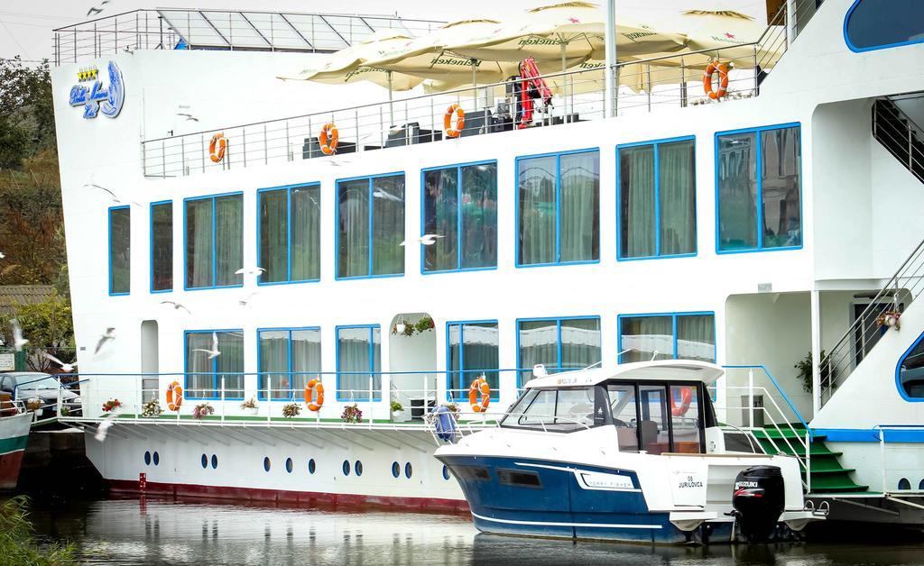 Hotel Bella Marina 茹里洛夫卡 外观 照片